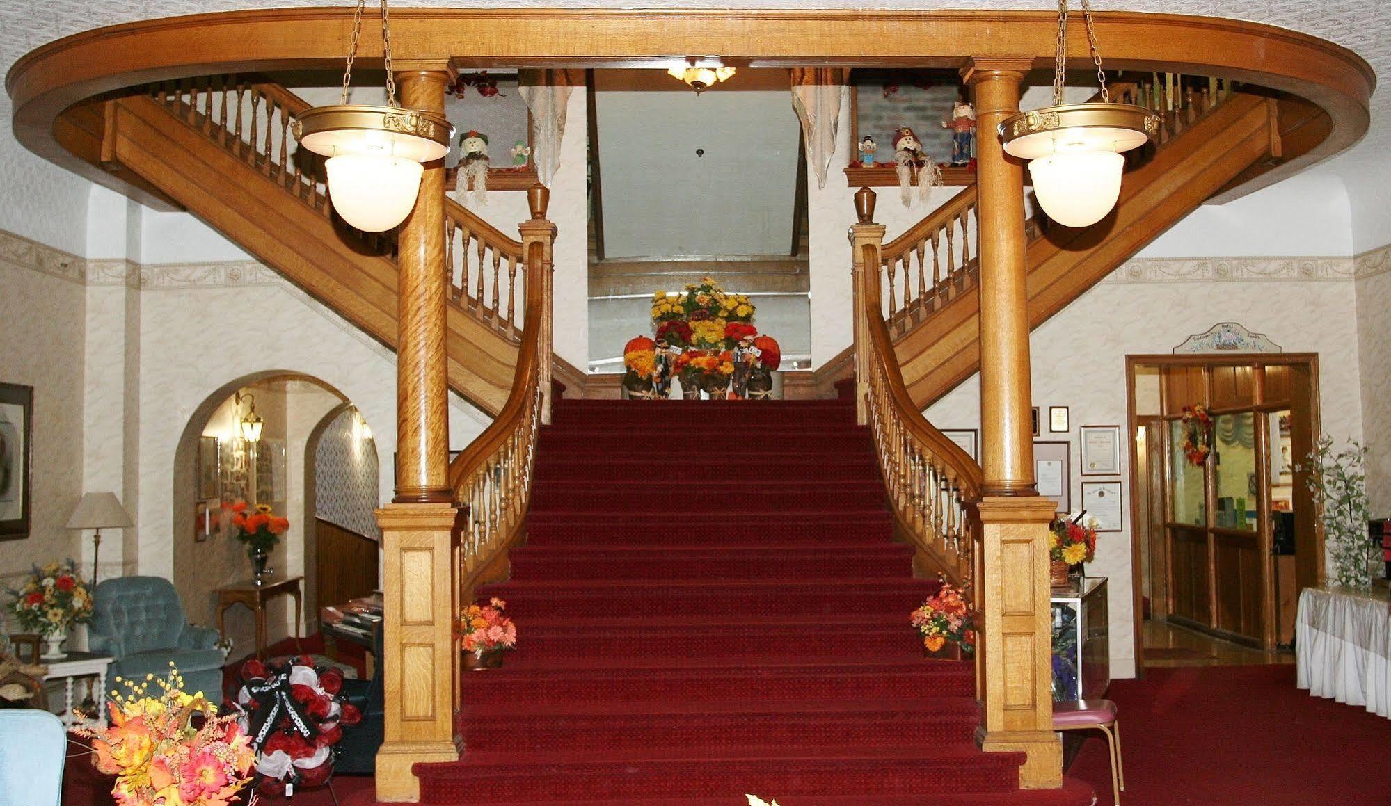 Gunter Hotel 2*